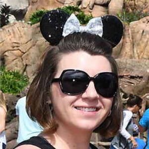 Meet your Posher, Cari